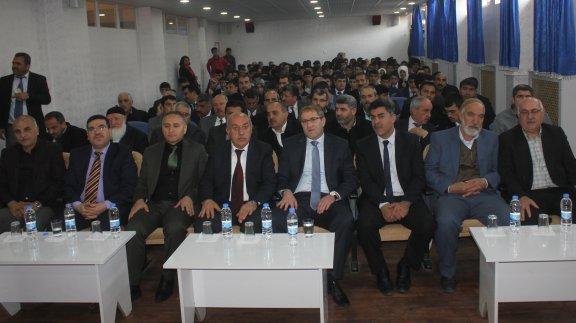 İlçemiz Erkek Anadolu İmam Hatip Lisesinde İl Geneli Yarışma Düzenlendi.